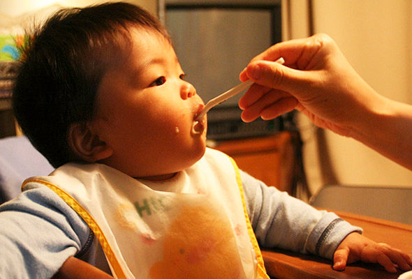 Apa Anda Perlu Tahu Jika Anak Mula Tersedak Atau Tercekik Astro Awani